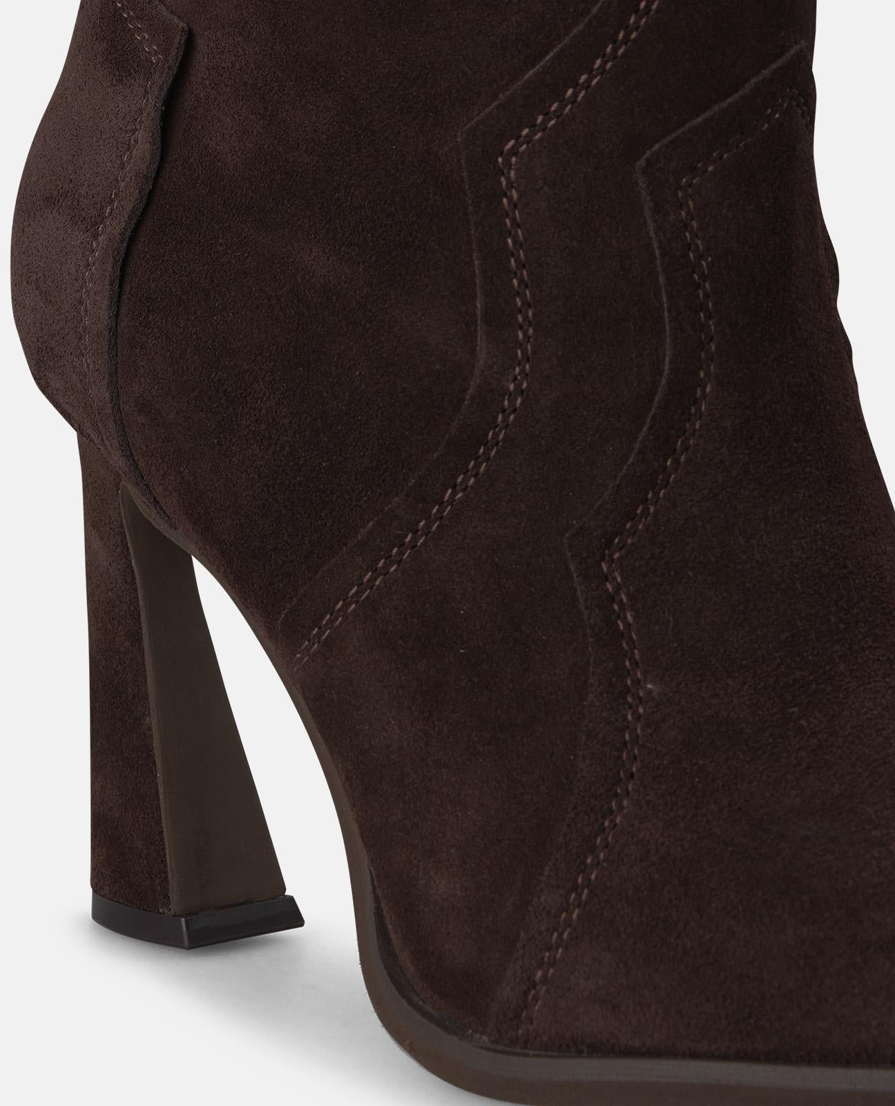 alma-en-pena-cowboy-stiefelette-velours-braun-stickerei-9-cm-blockabsatz image 3