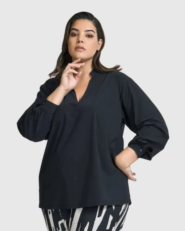 alembika-trinity-v-neck-pullover-top-schwarz image 1