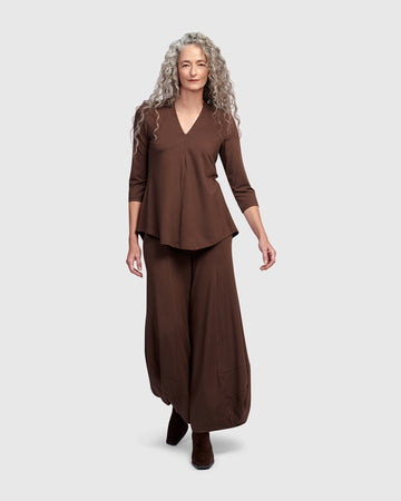 alembika-essential-v-neck-top-umber-3-4-arm-shirt image 2