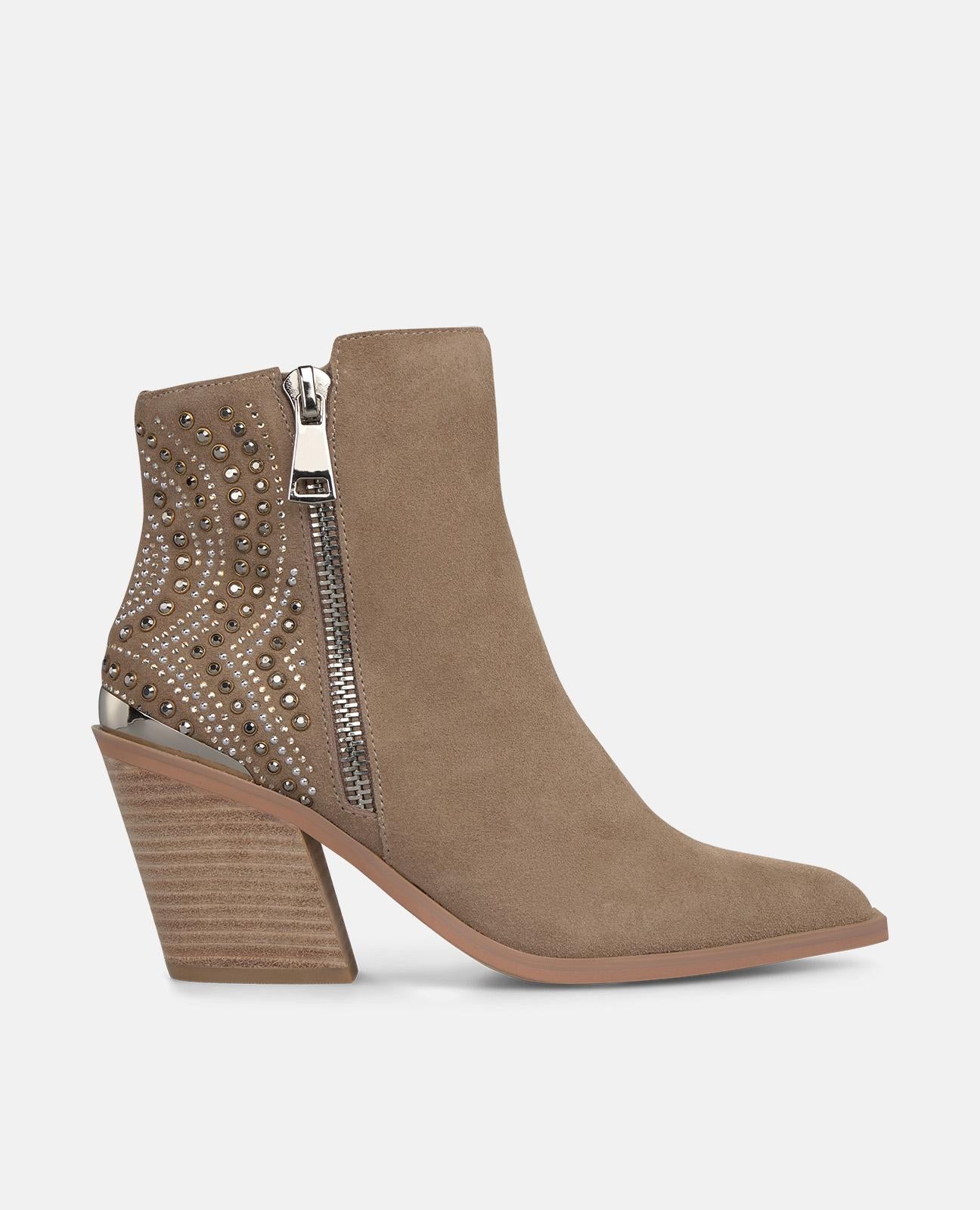 alma-en-pena-nieten-stiefelette-mit-rei-verschluss-spitzt-stiefeletten-8-cm-absa image 1