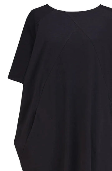 alembika-raglan-cocoon-kleid-schwarz image 2