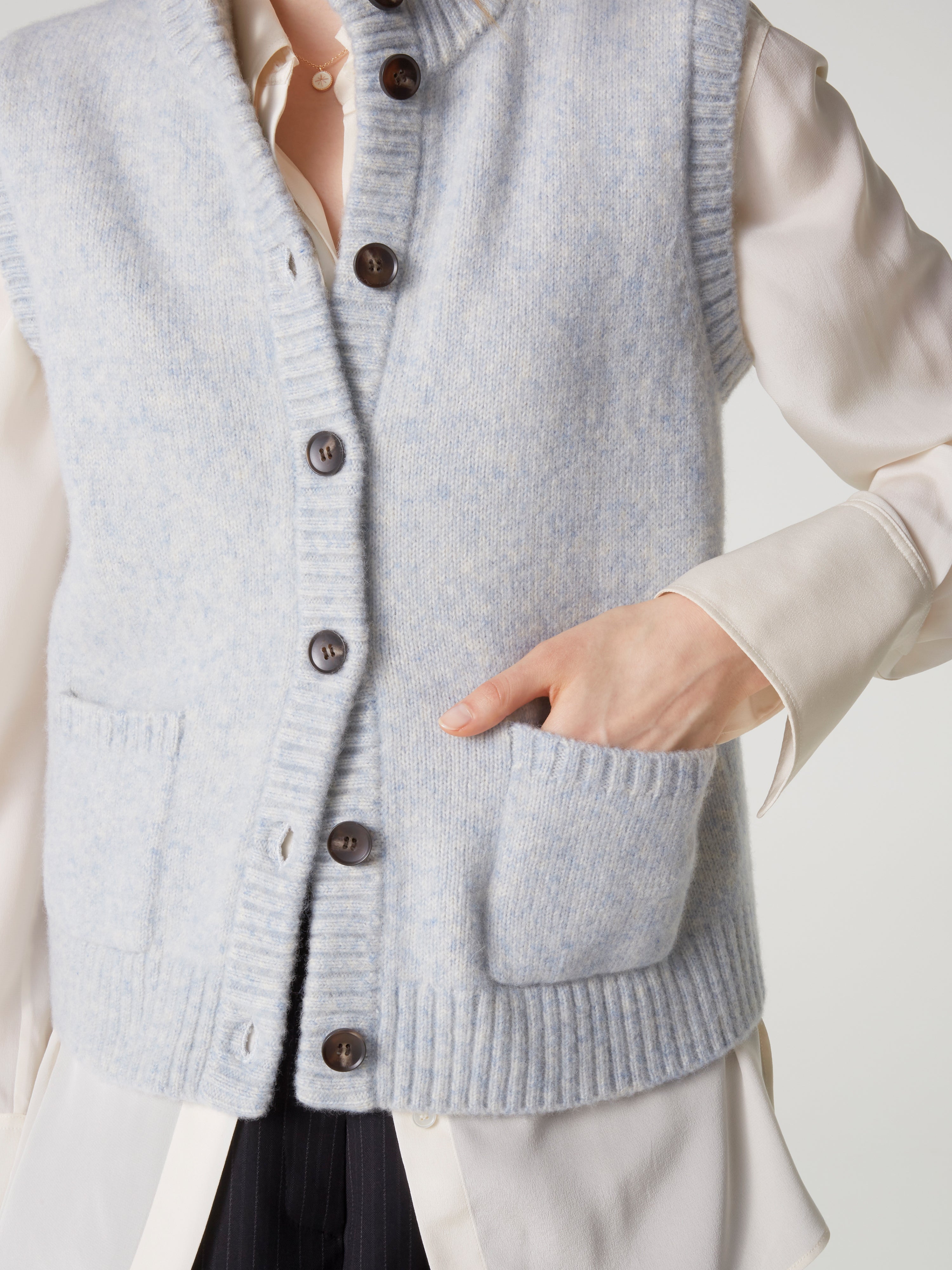absolut-alanis-weste-aus-wolle-baumwolle-f-r-damen-babyblau image 4