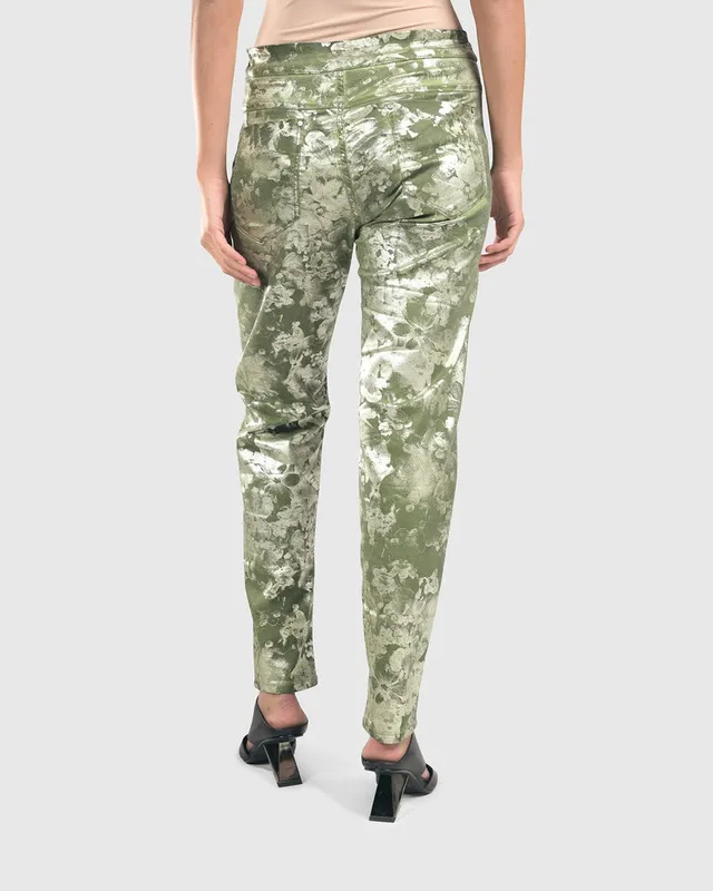 alembika-iconic-stretch-jeans-floral-olive image 1