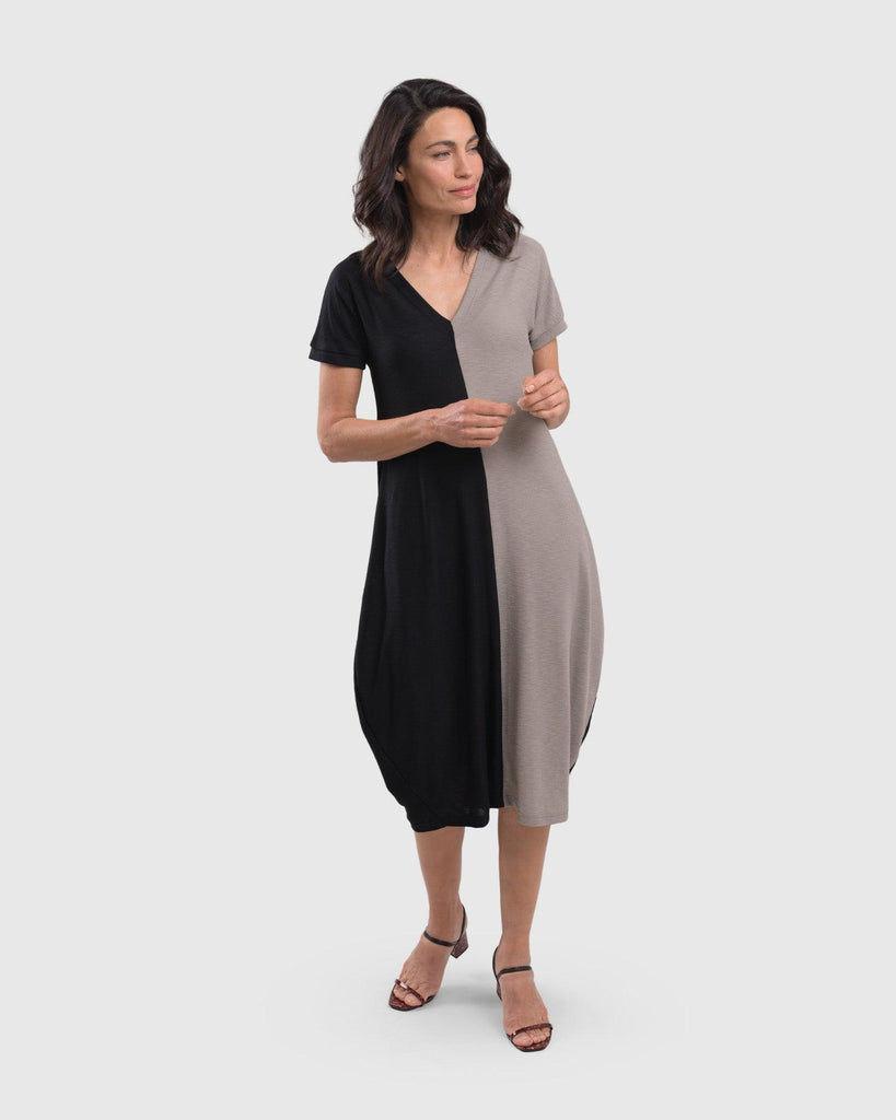alembika-duo-mini-rib-cocoon-kleid-multi image 1