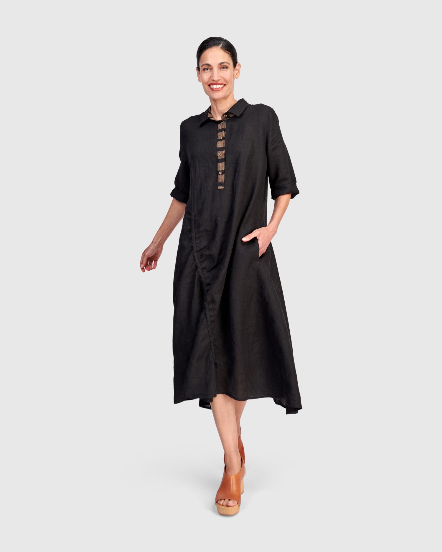 alembika-driftwood-leinenkleid-damen-schwarz image 2