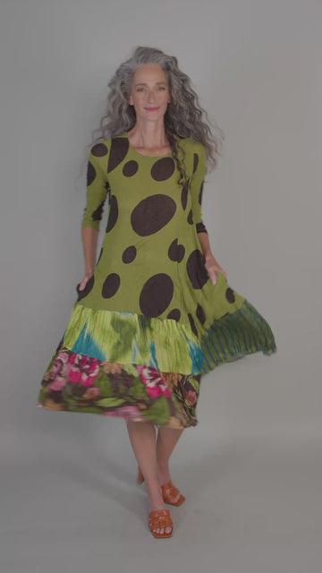 alembika-sara-swing-kleid-olive-swing-kleid-mit-taschen image 4