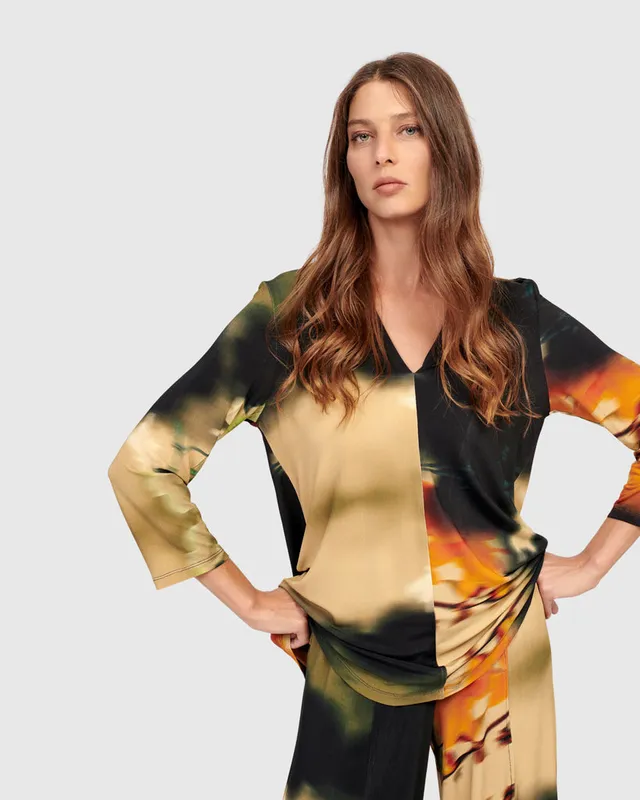 alembika-manhattan-v-neck-tunic-top-floral-tunika image 1