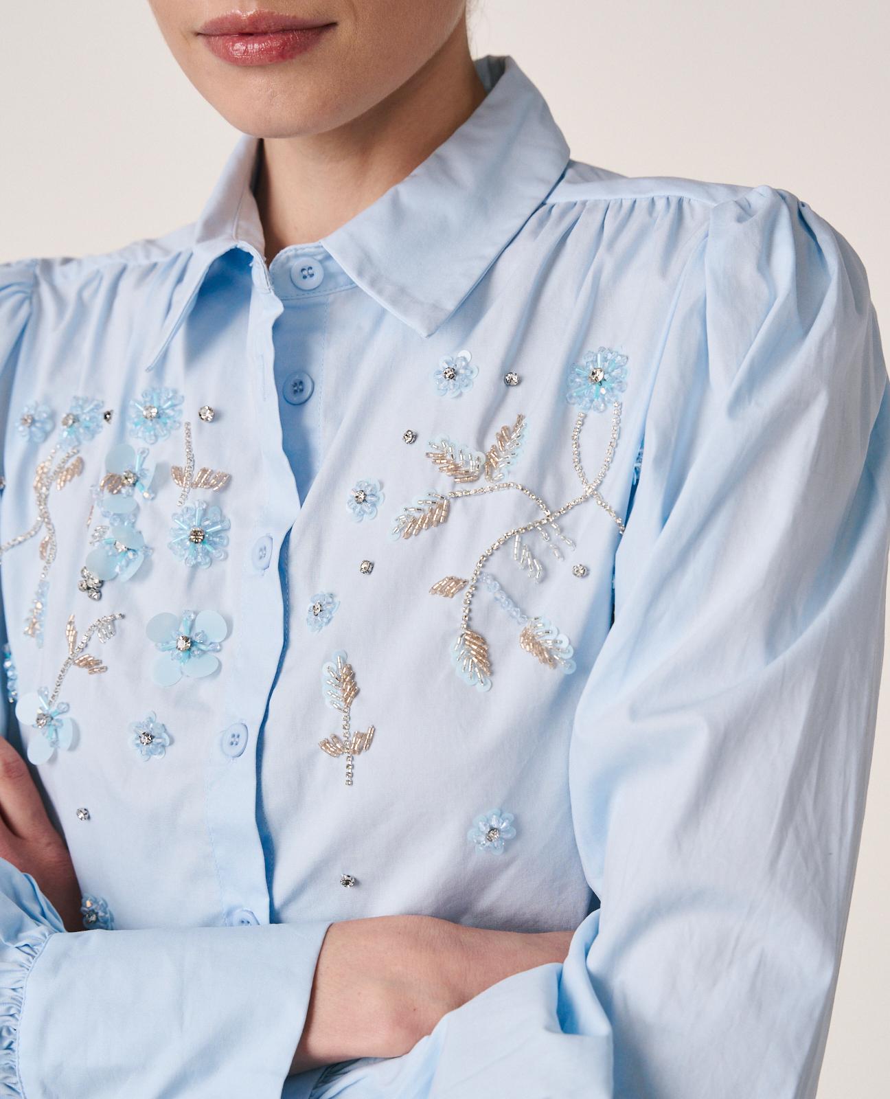 alma-en-pena-popeline-bluse-mit-strass-blumen-blau image 6