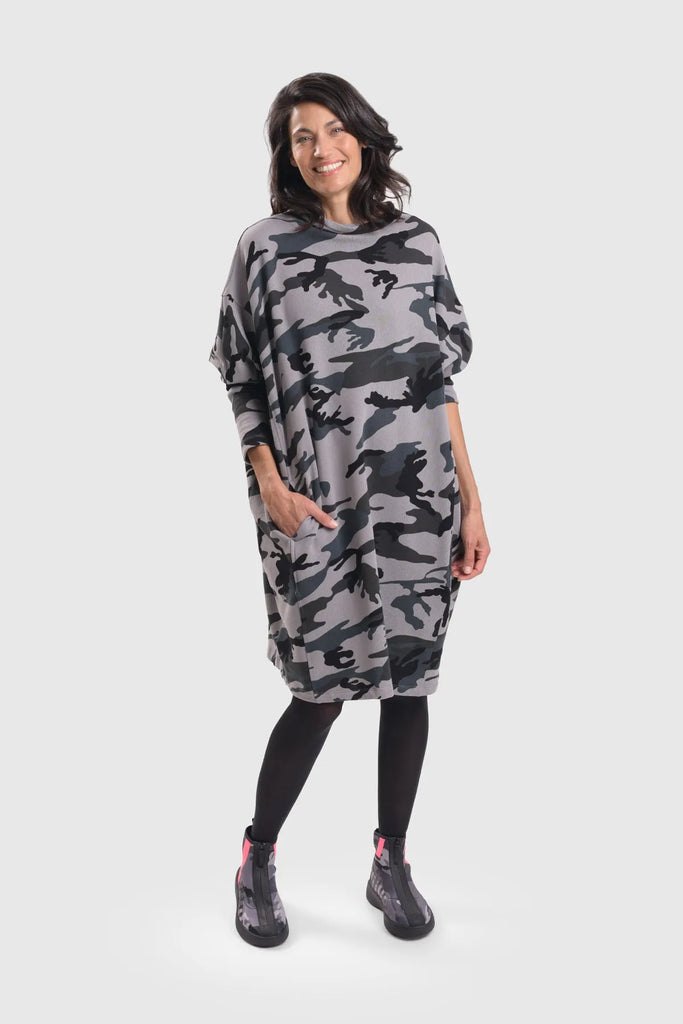 alembika-urban-dolman-kleid-grey-camo image 1