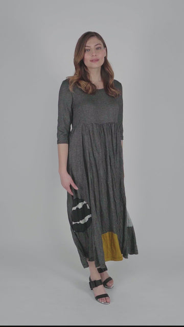 alembika-empire-crinkle-lang-kleid-stripe image 3