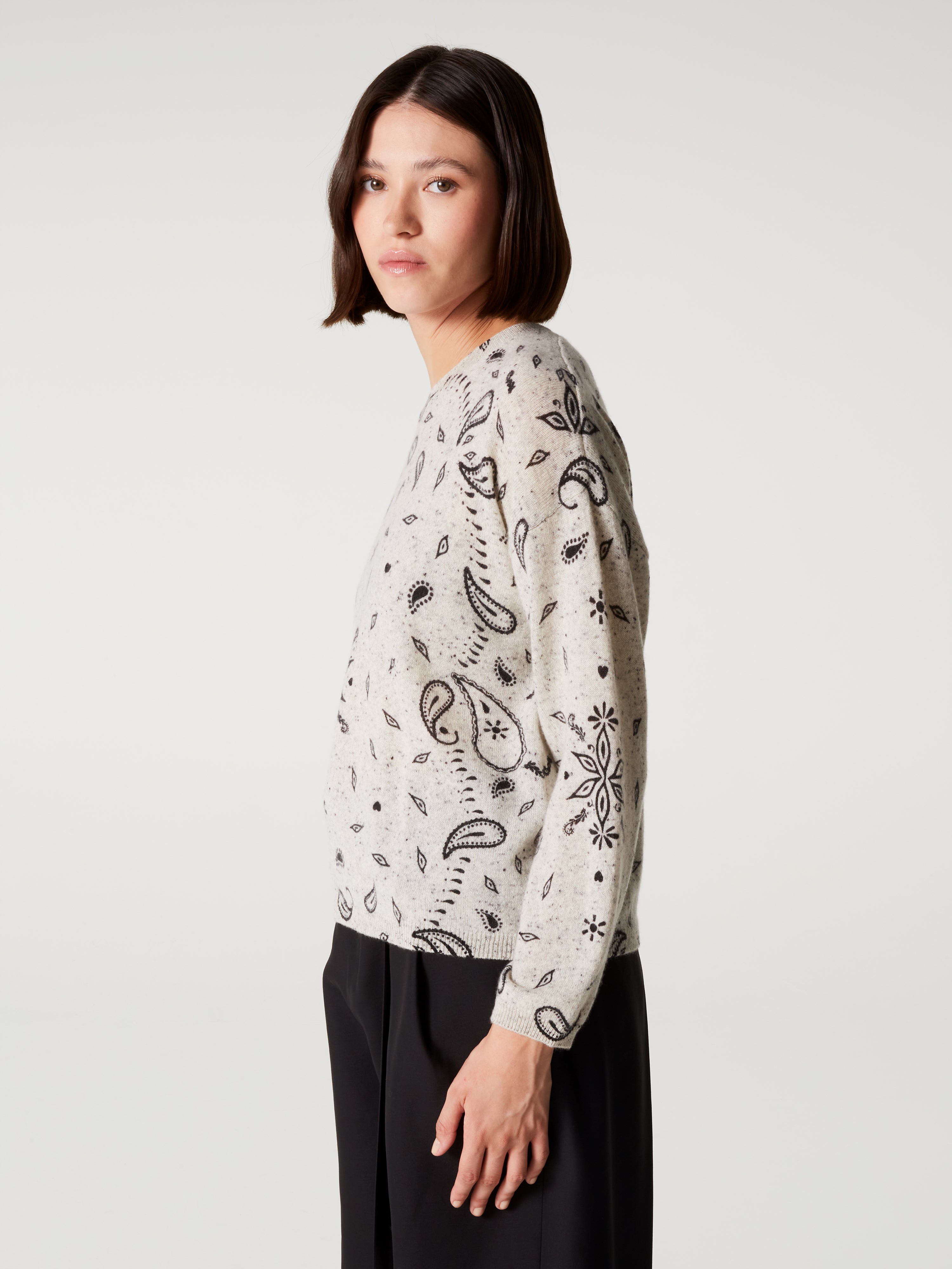 absolut-ariane-print-rundhals-kaschmirpullover-f-r-damen-bandana-granit-grau image 3