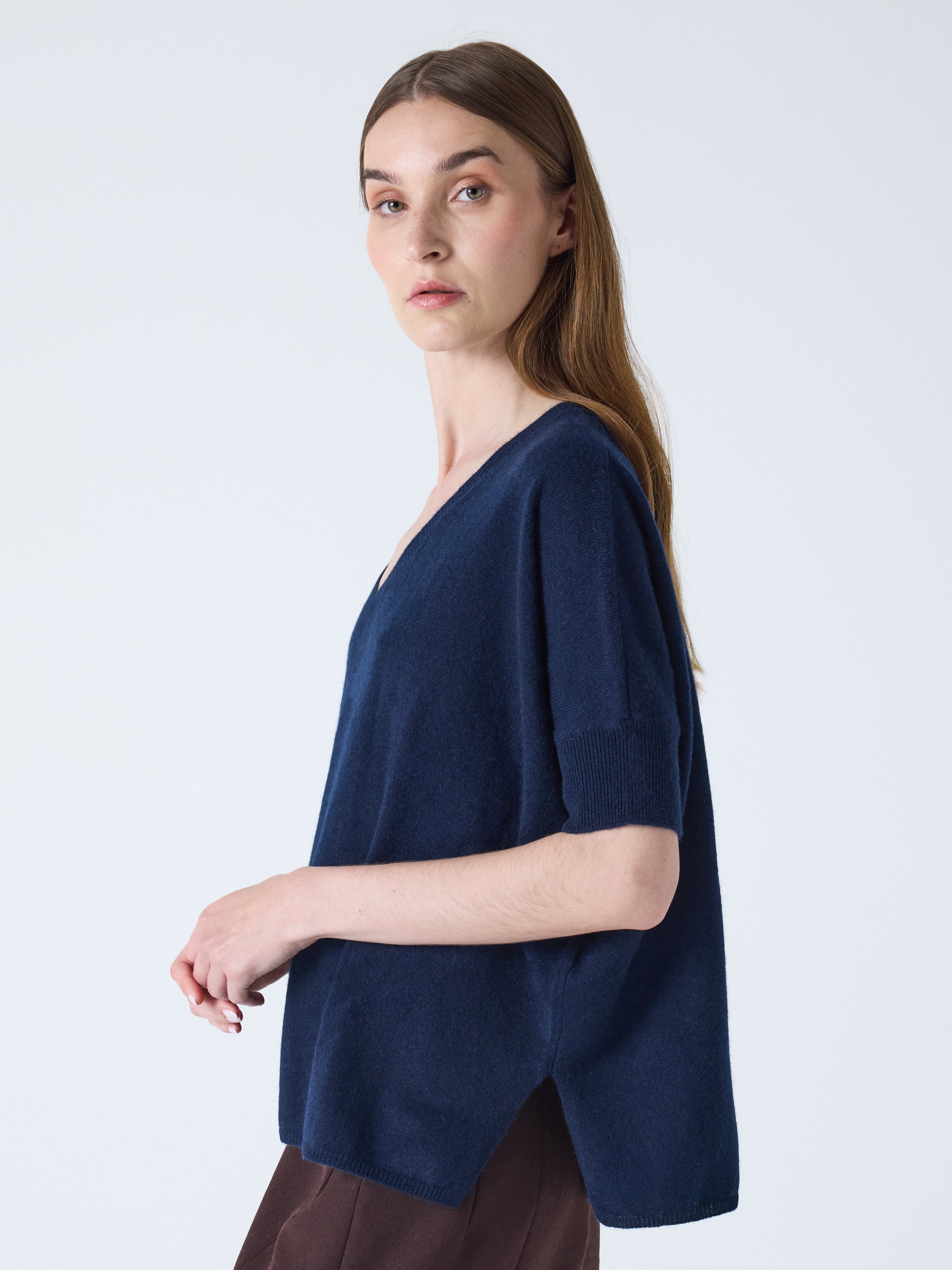 absolut-kate-pull-poncho-damen-v-ausschnitt-kaschmir-navy image 3