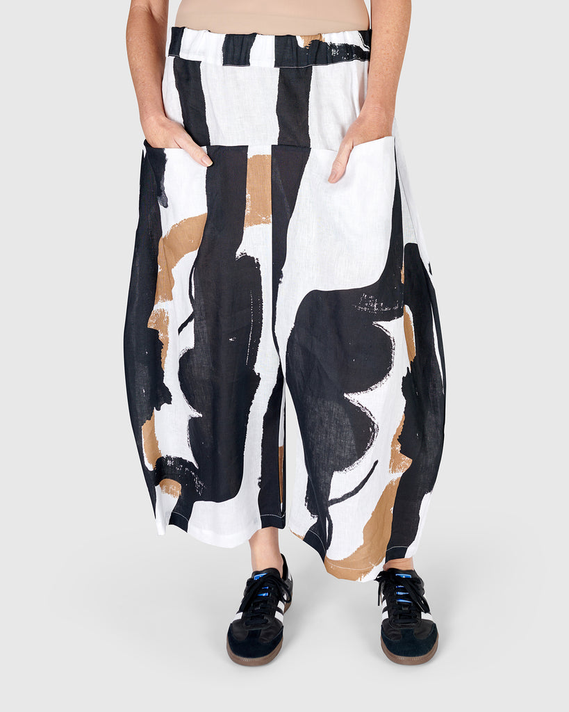alembika-urban-stave-harem-pants-zebra image 1