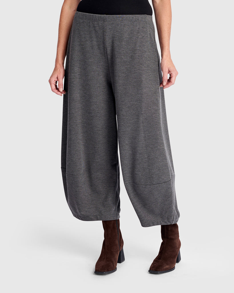 alembika-sunday-lantern-pants-grey-weite-cropped-hose image 1
