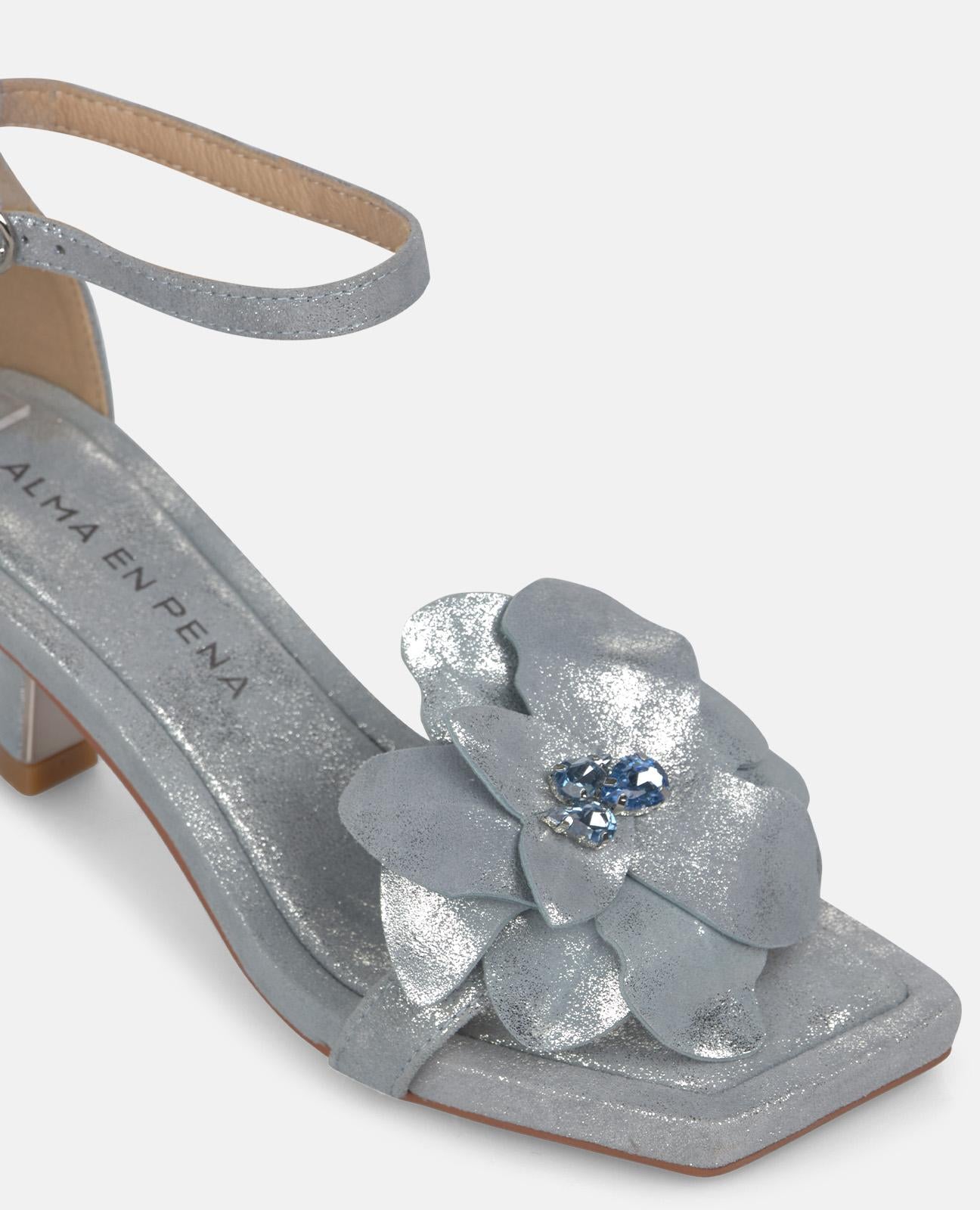 alma-en-pena-sandale-mit-blumen-applikation-blau-5-5-cm image 4