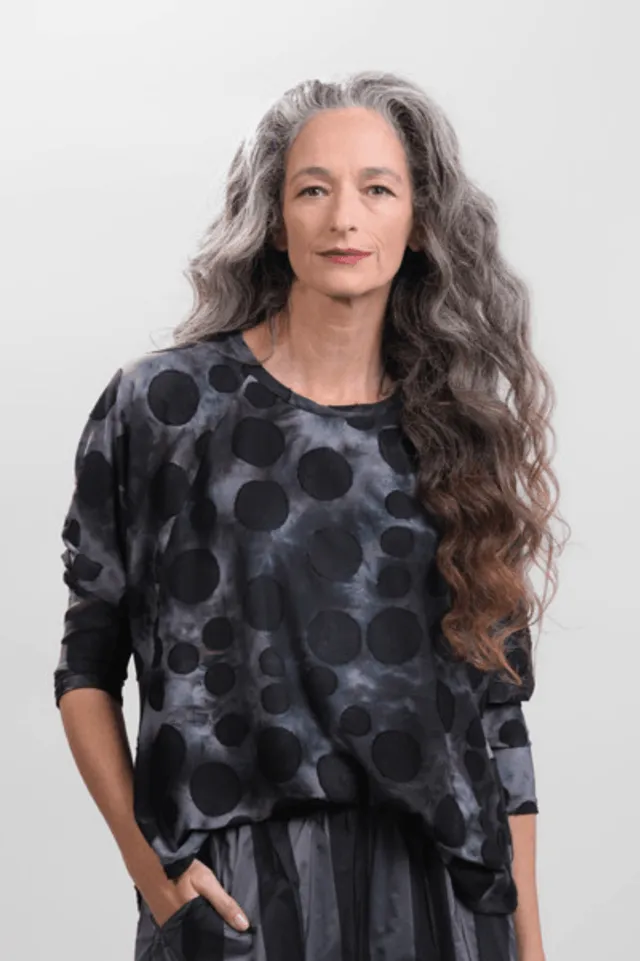 alembika-echo-raglan-top-smoke image 1