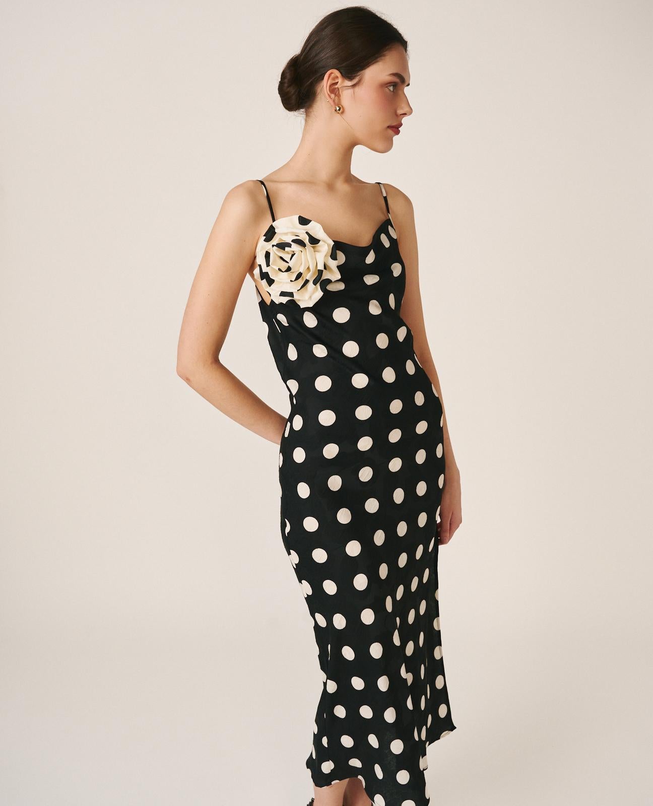 alma-en-pena-polka-dot-dress-schwarz-midi-satinkleid-rmellos image 8