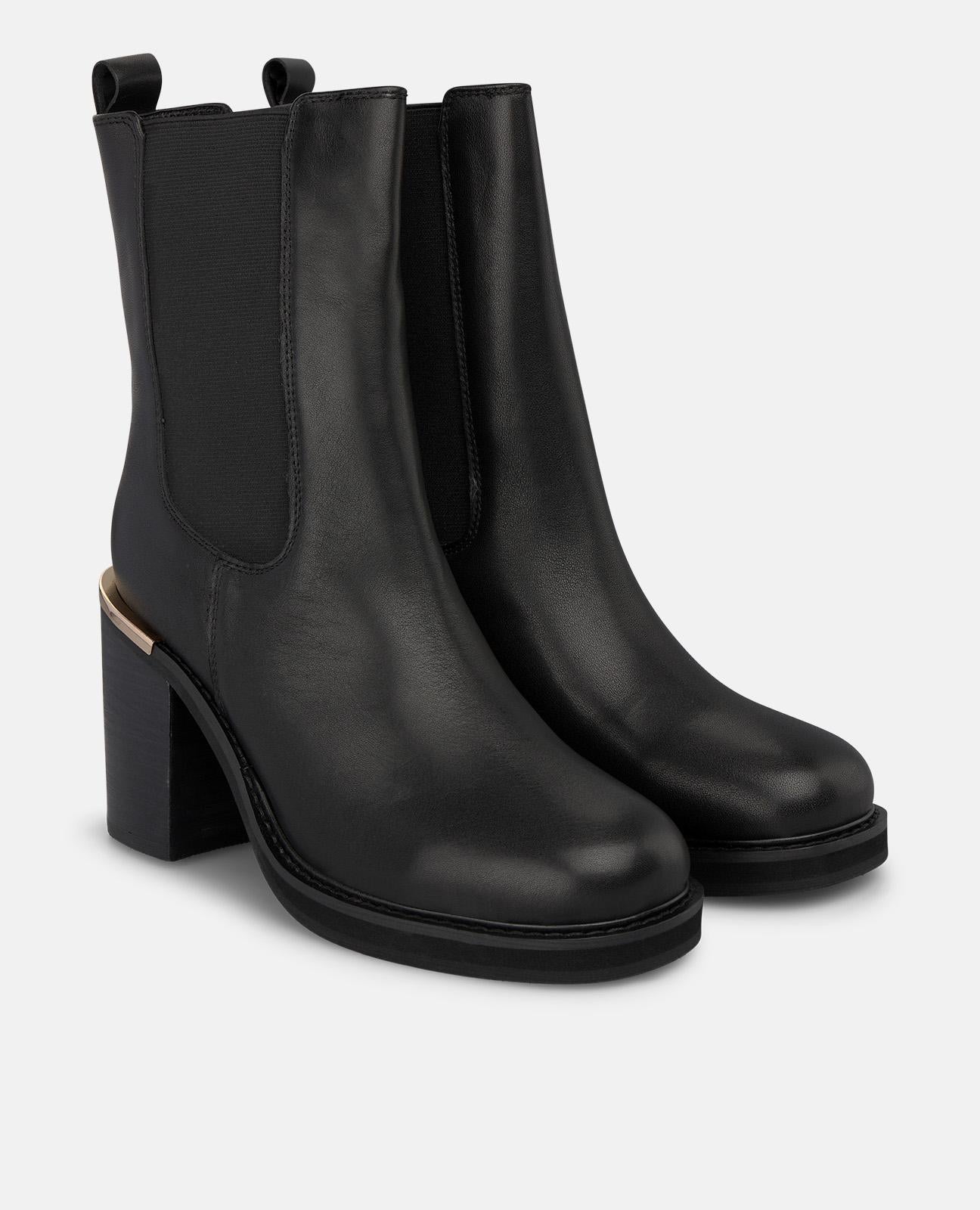 alma-en-pena-chelsea-nappa-stiefelette-schwarz-8-5-cm-blockabsatz image 2