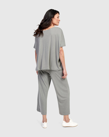 alembika-essential-breeze-tee-saladine-lockeres-boxy-t-shirt image 7