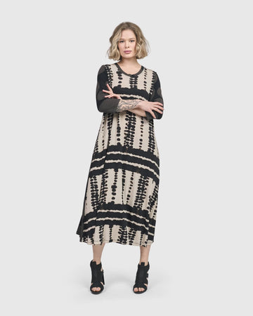 alembika-incan-trail-t-shirt-kleid-savanna-midi image 5