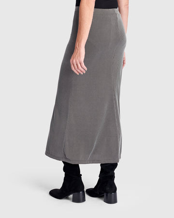 alembika-essential-cupro-bleistiftrock-fog image 5