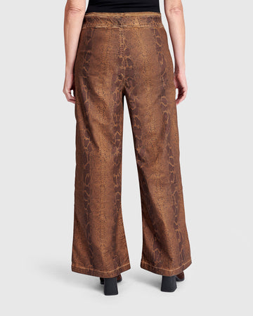 alembika-python-wide-leg-stretch-jeans-boa image 6