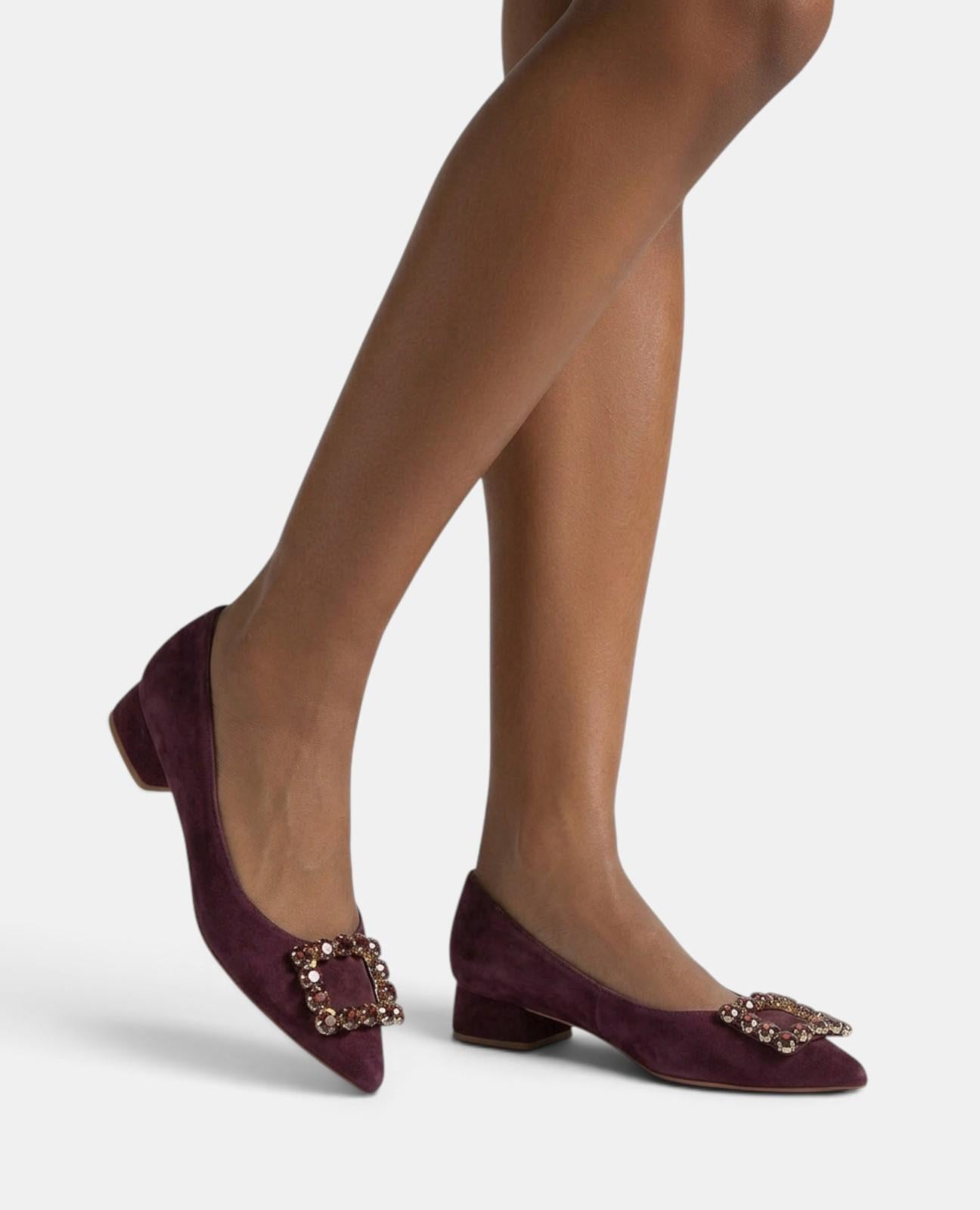 alma-en-pena-ballerina-bordeaux-wildleder-mit-blume-und-3-5-cm-absatz image 5