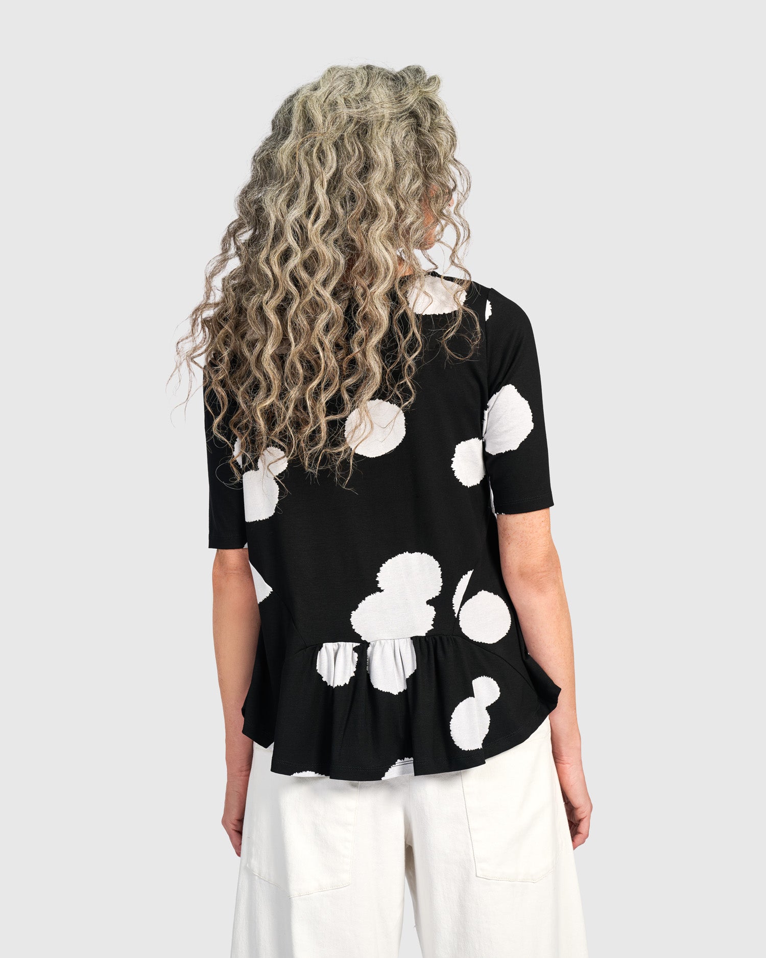 alembika-addison-flouncy-tee-circles-jersey-shirt image 3
