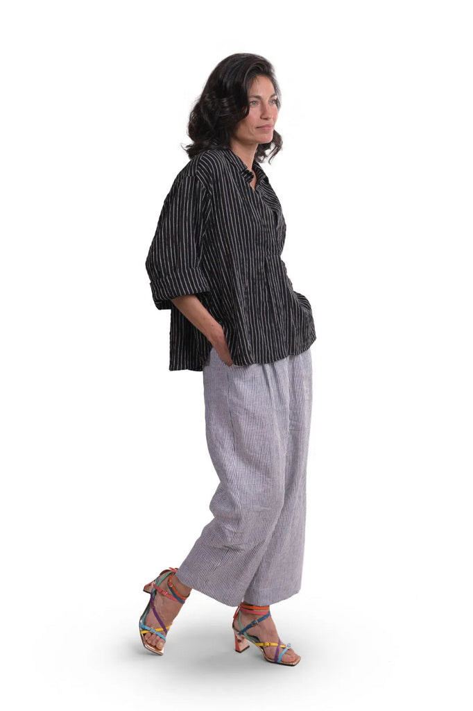 alembika-pinstripe-swing-top-schwarz image 1