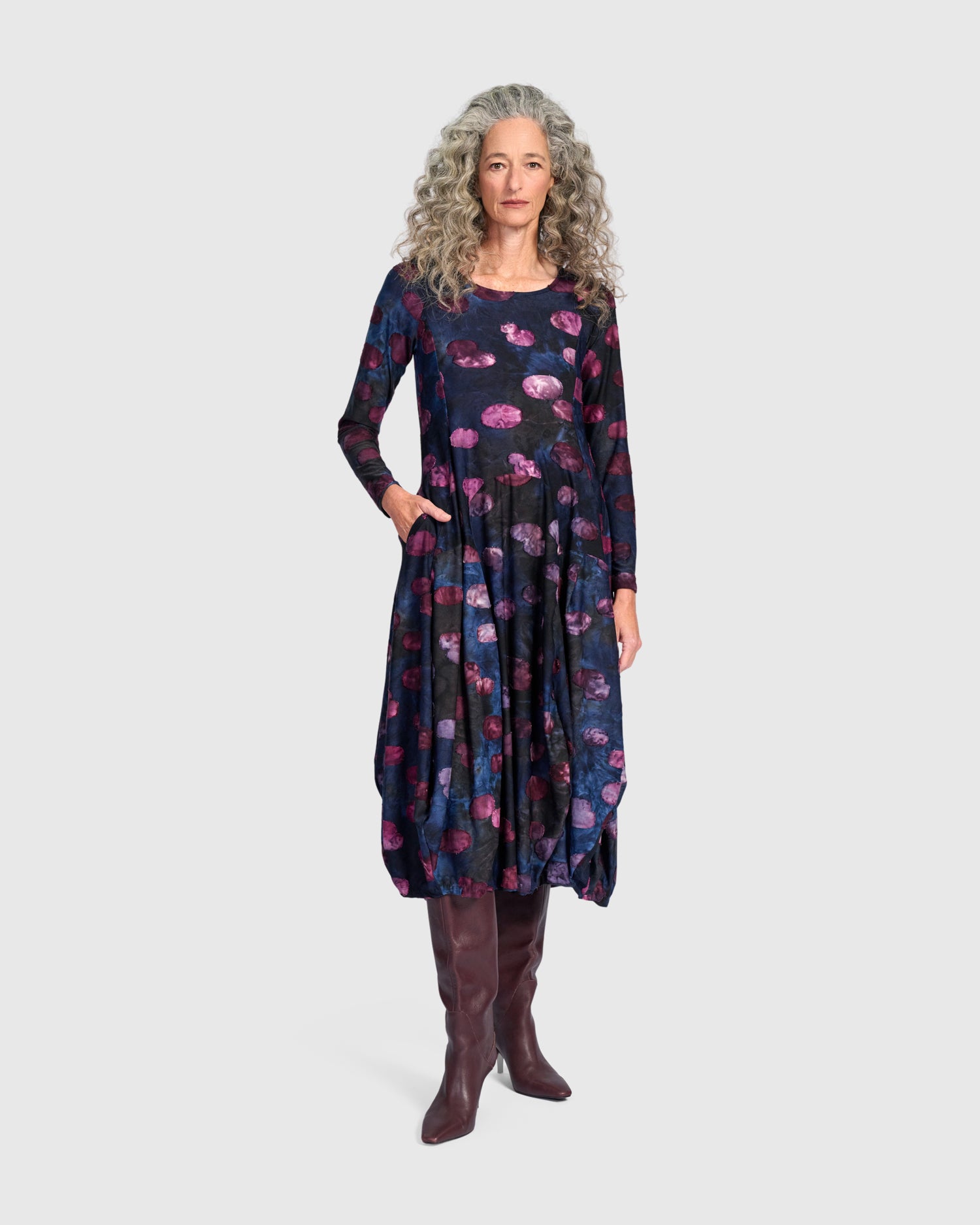 alembika-calliope-crew-cocoon-kleid-midnight-wine image 7