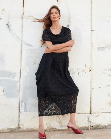 alembika-savoir-lace-maxi-dress-black image 2