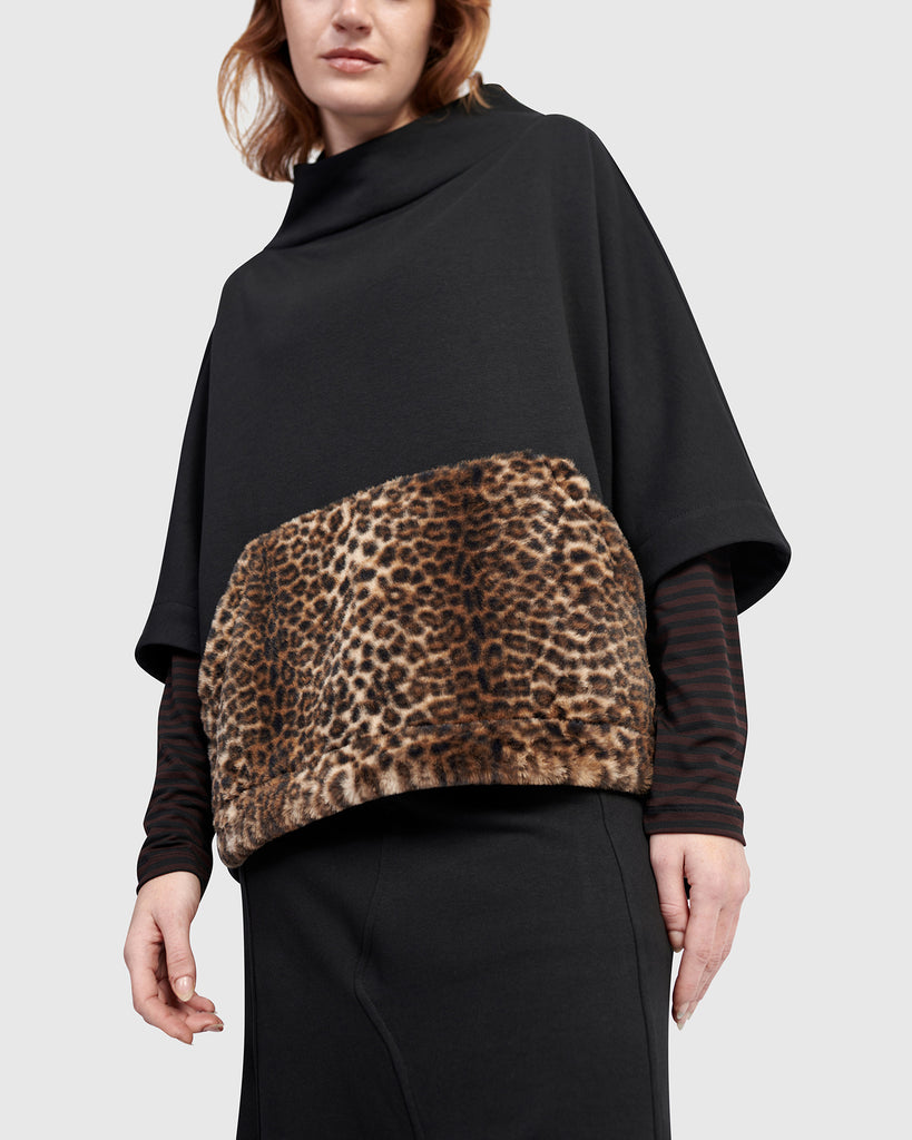 alembika-urban-muff-pullover-top-black image 1