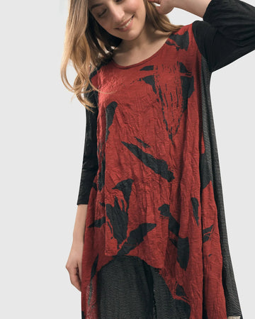 alembika-ru-hi-lo-crinkle-tunic-top-red-asymmetrische-knitter-tunika image 2