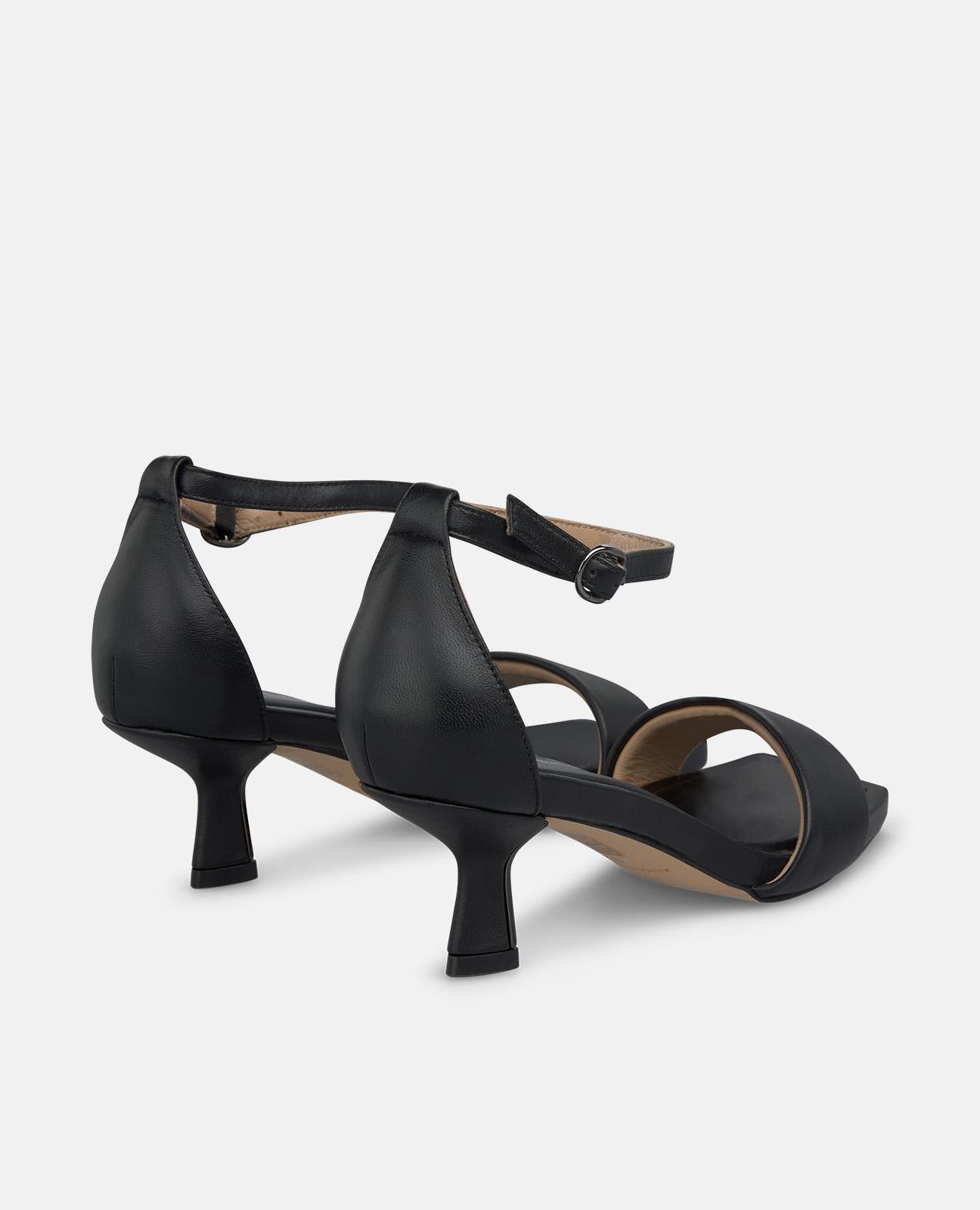 alma-en-pena-napa-riemchen-sandalette-mit-absatz-5-5-cm-in-schwarz image 3