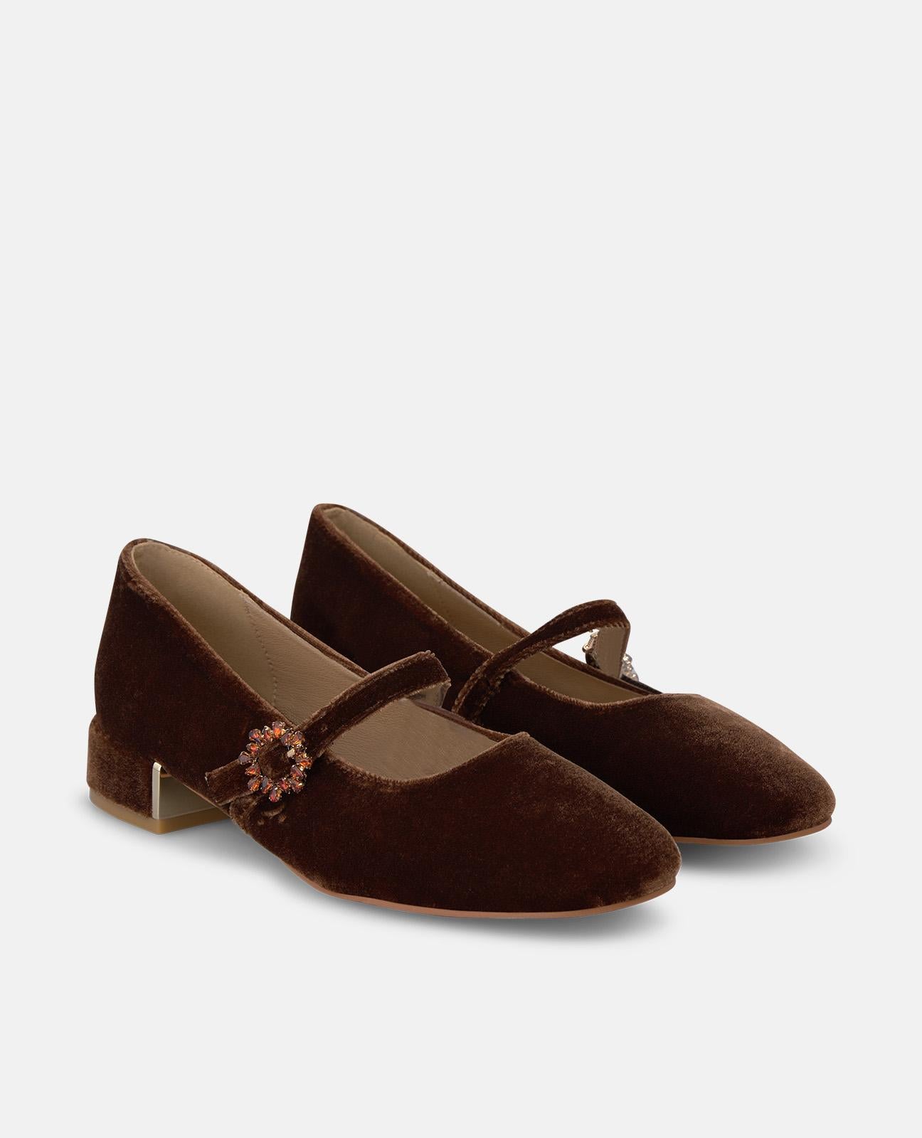 alma-en-pena-velvet-flats-braun-samt-ballerinas-mit-bl-ten-schnalle-3-cm-absatz- image 2