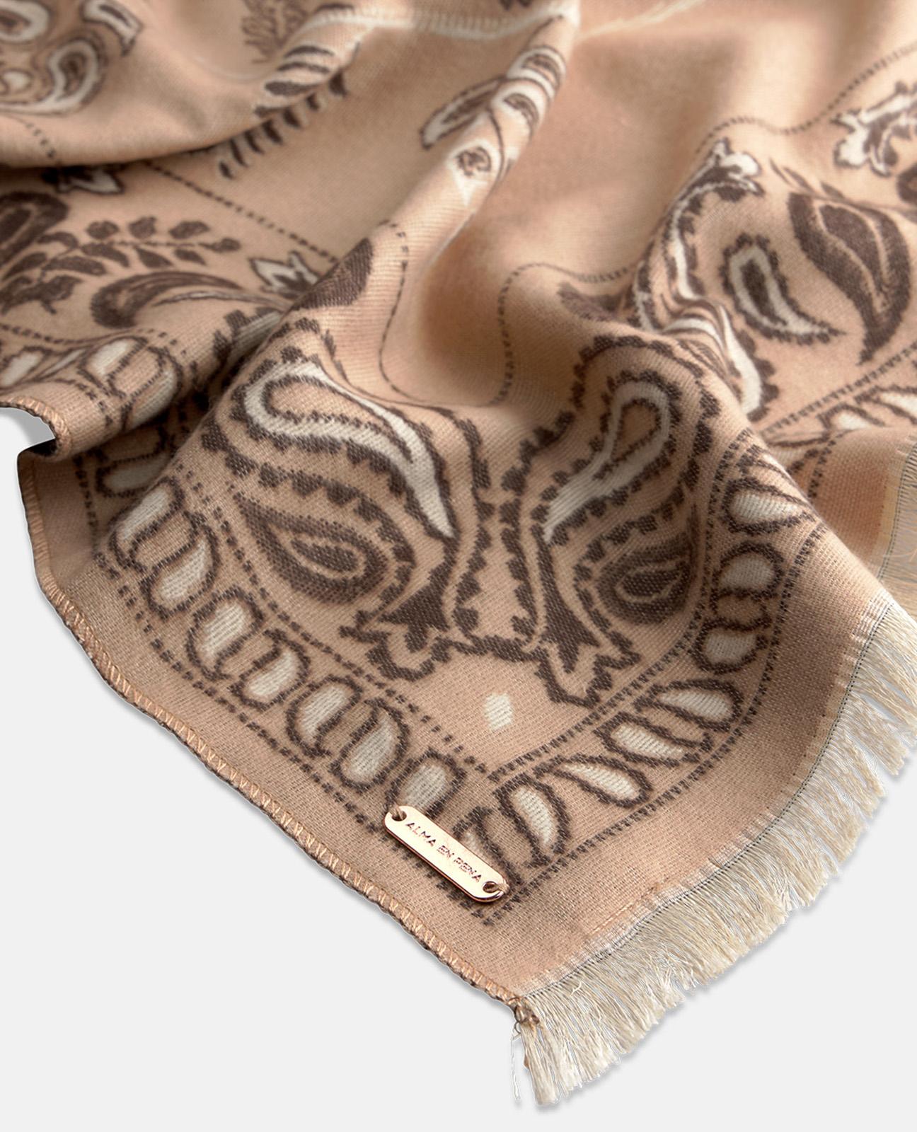 alma-en-pena-rectangular-scarf-rechteckschal-beige-botanik-print image 5