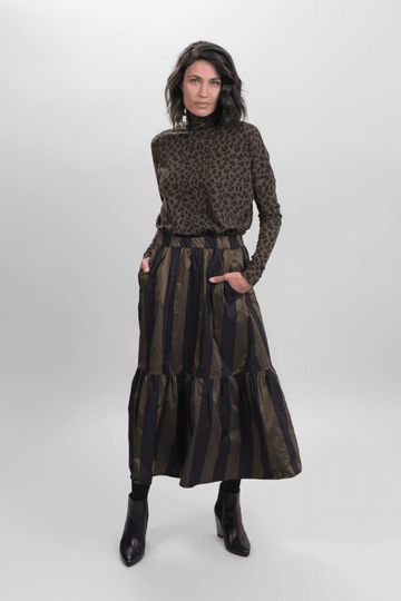 alembika-chiu-mockneck-top-moss-leo image 2