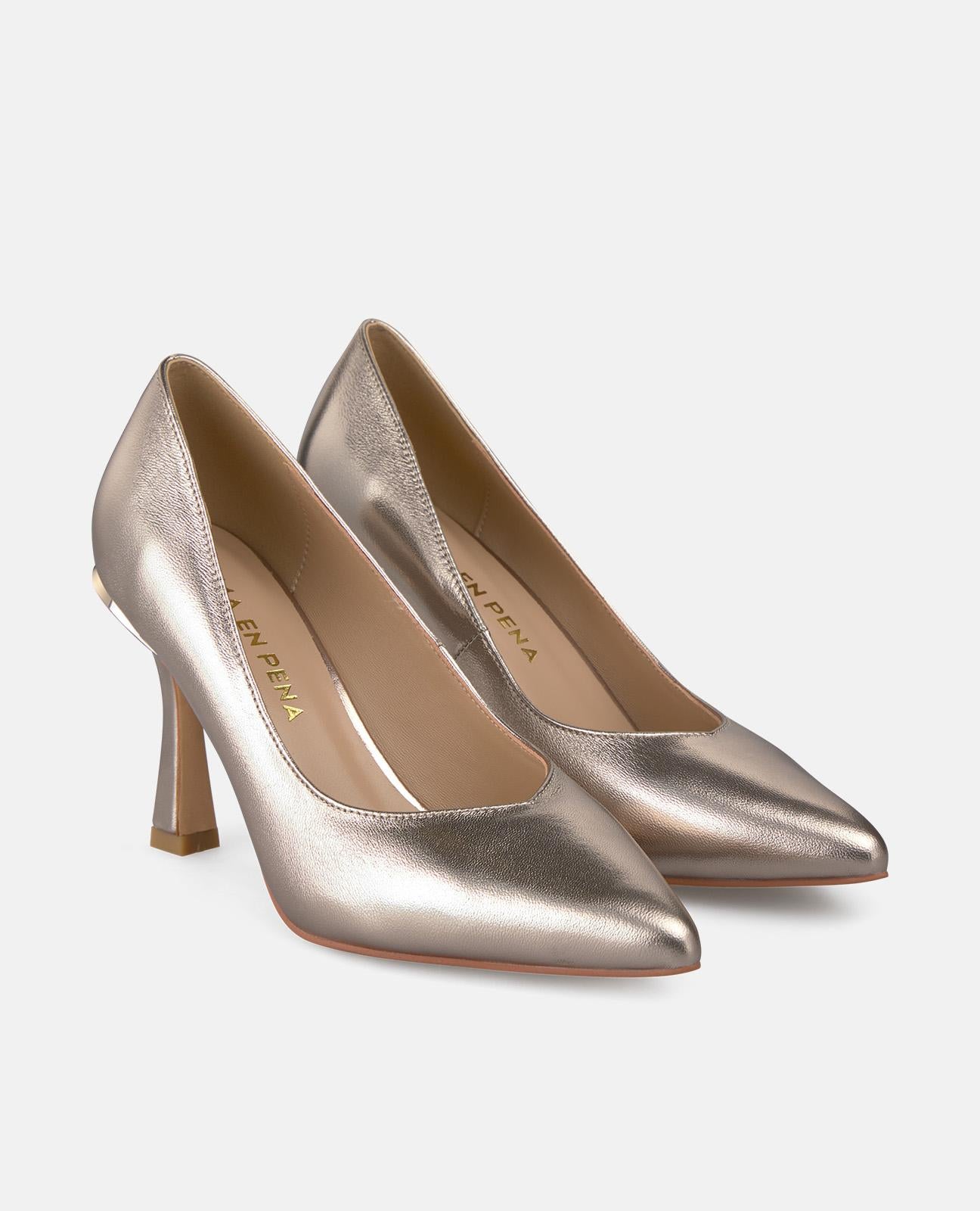 alma-en-pena-stiletto-pumps-spitz-bronze-9-cm image 2