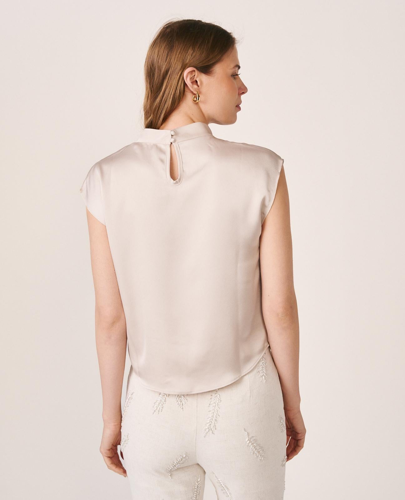 alma-en-pena-satin-blouse-rmellose-bluse-in-wei-mit-drapierung image 5
