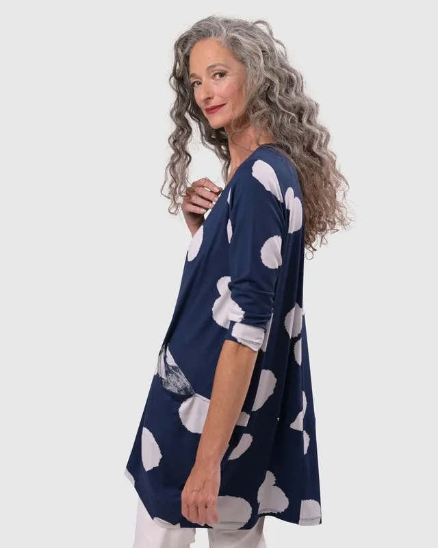 alembika-spot-cocoon-top-navy-jersey image 1