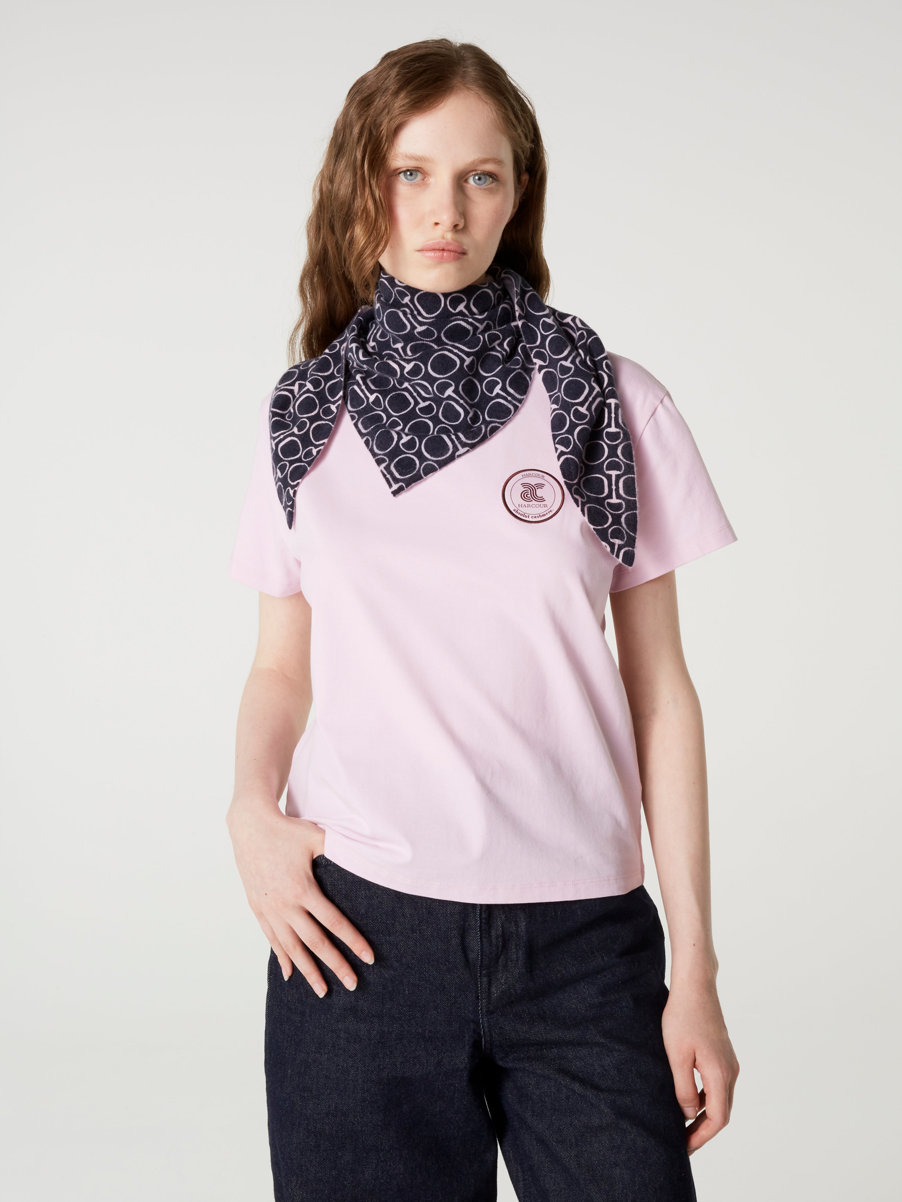 absolut-heritage-dreieckstuch-charpe-kaschmir-damen-navy-print image 3