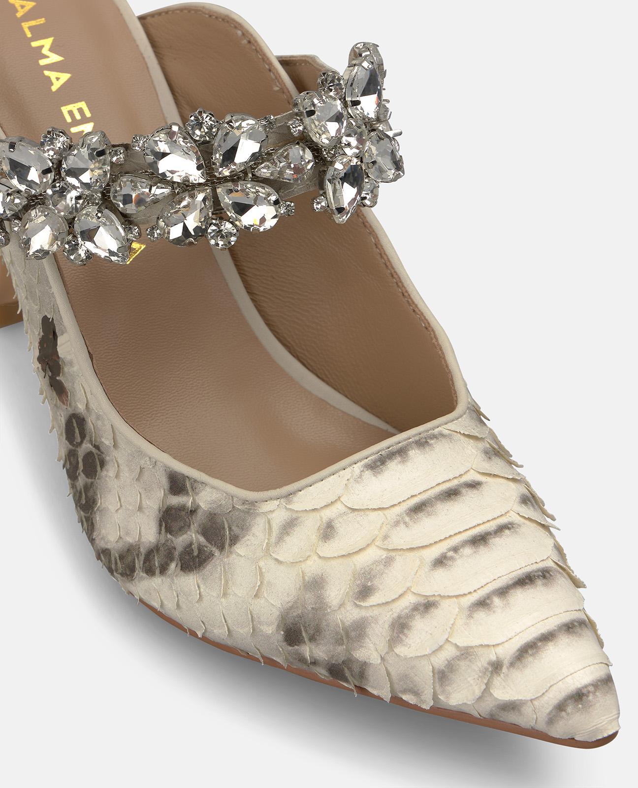 alma-en-pena-lack-slingback-pumps-wei-spitze-kappe-8-cm-absatz image 4