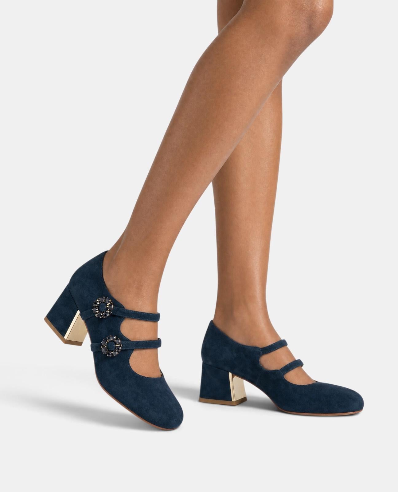 alma-en-pena-suede-shoe-with-a-buckle-wildleder-pumps-hellblau-mit-schnalle image 5