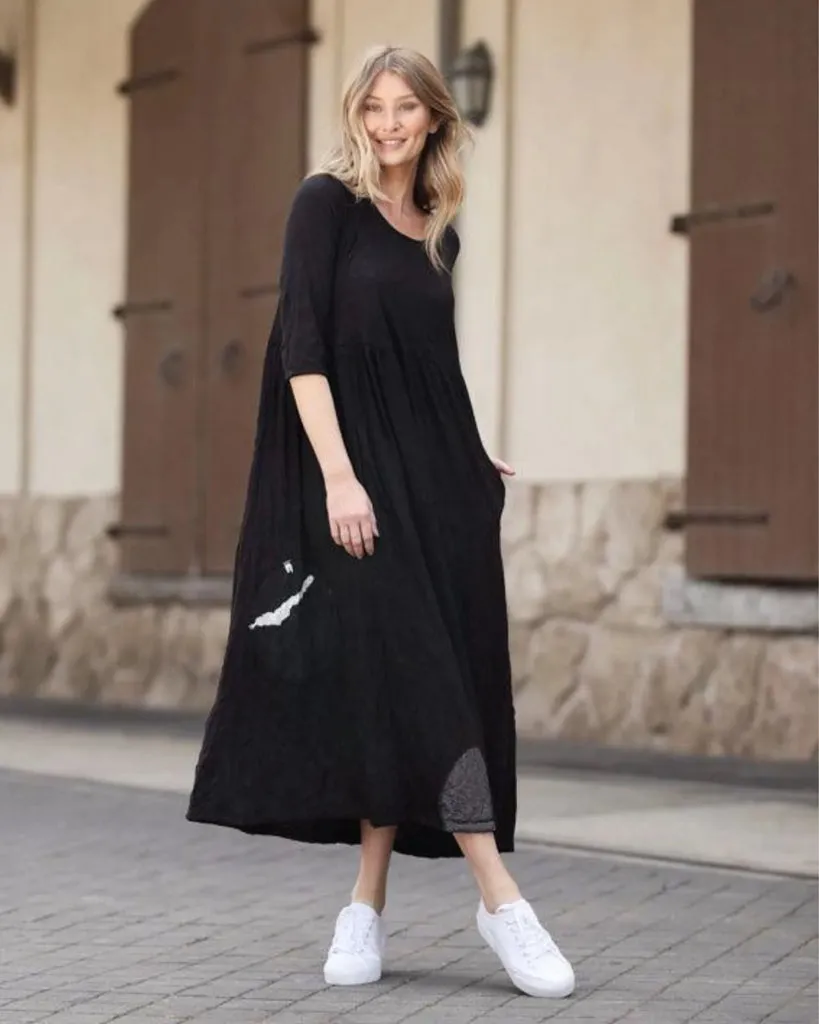 alembika-empire-crinkle-maxikleid-schwarz image 1