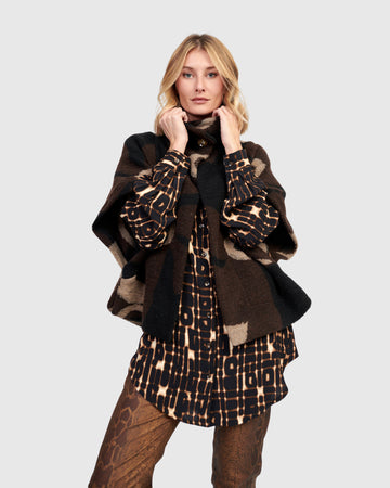 alembika-shag-cozy-cropped-jacke-floral image 4