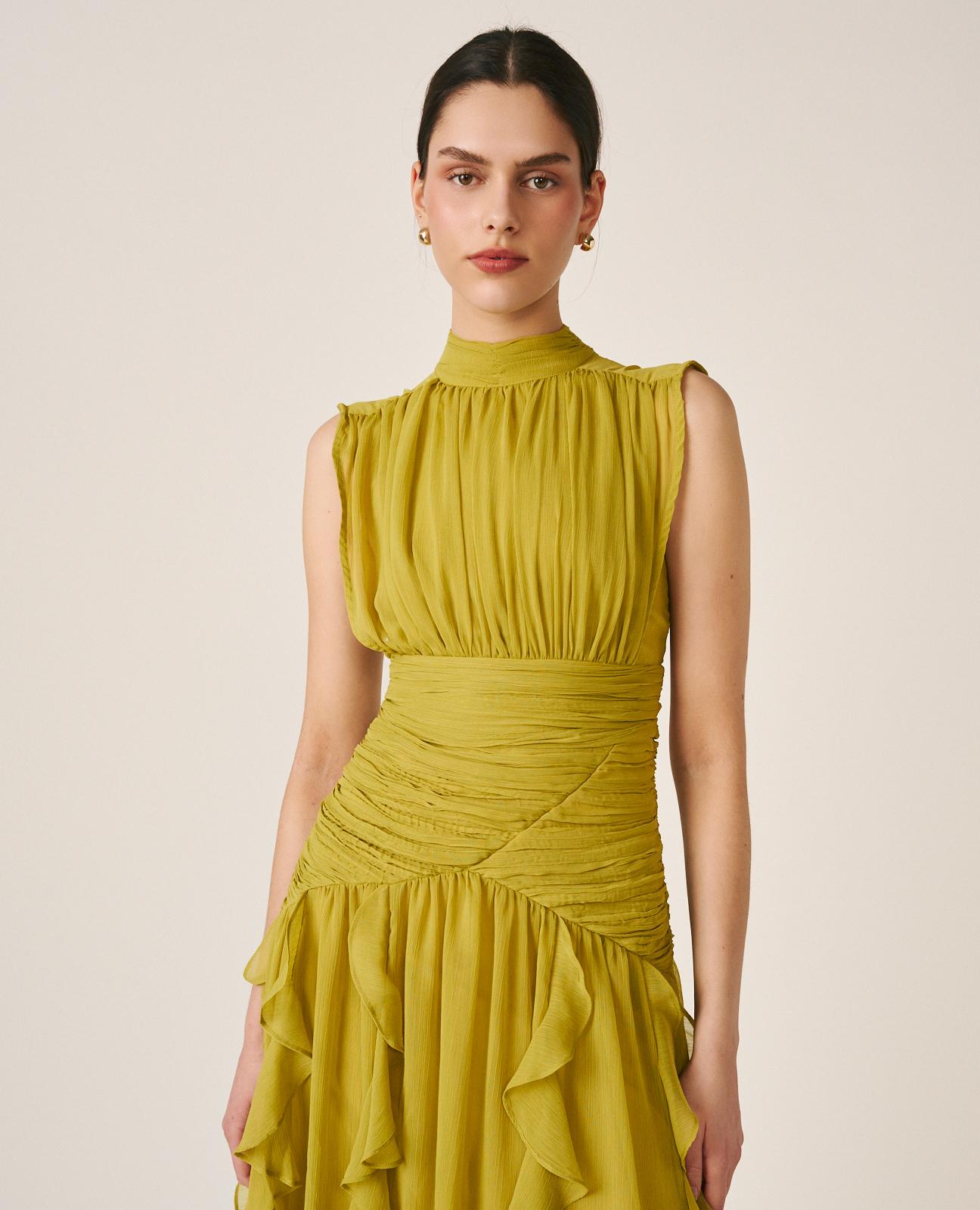 alma-en-pena-maxi-kleid-mit-r-schen-gr-n-hochgeschlossen image 3