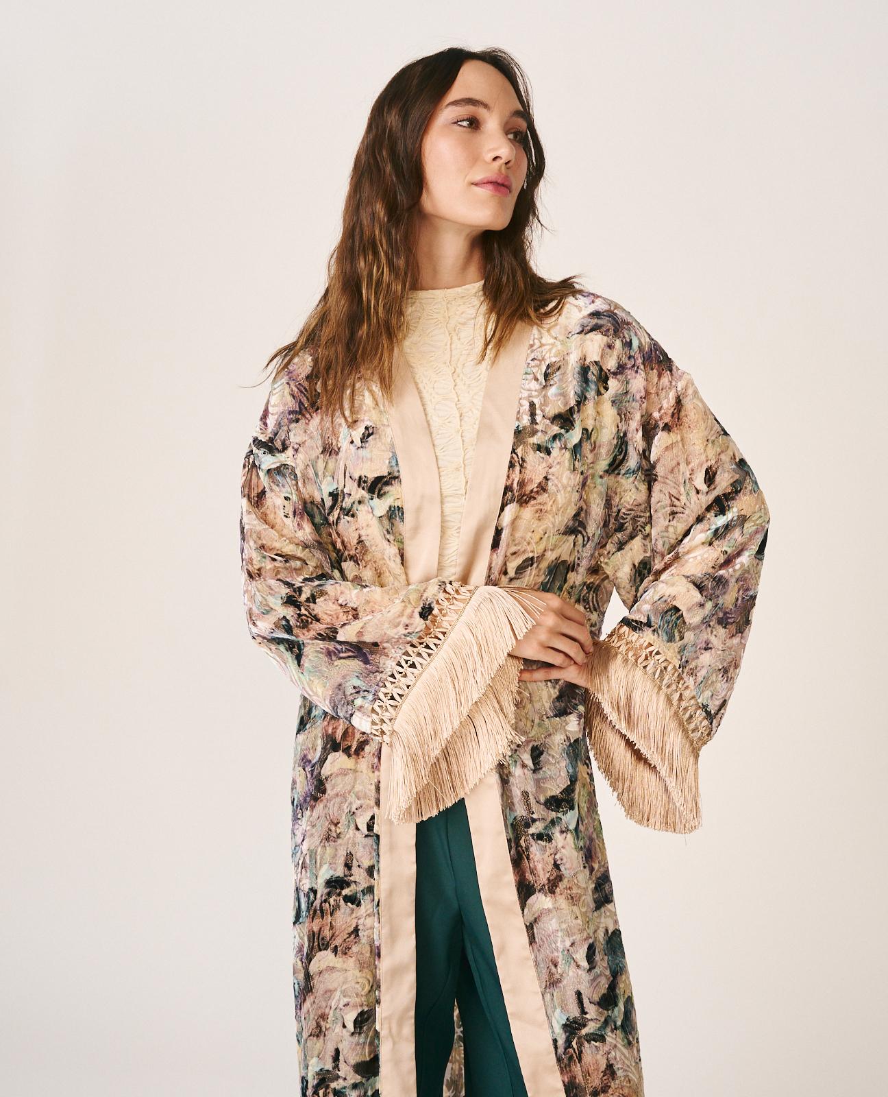alma-en-pena-kaftan-aus-seide-mit-fransen-rosa image 5