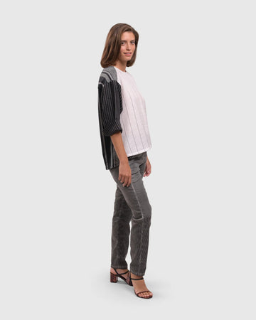 alembika-mix-stripe-keyhole-top-white-leinentop image 8