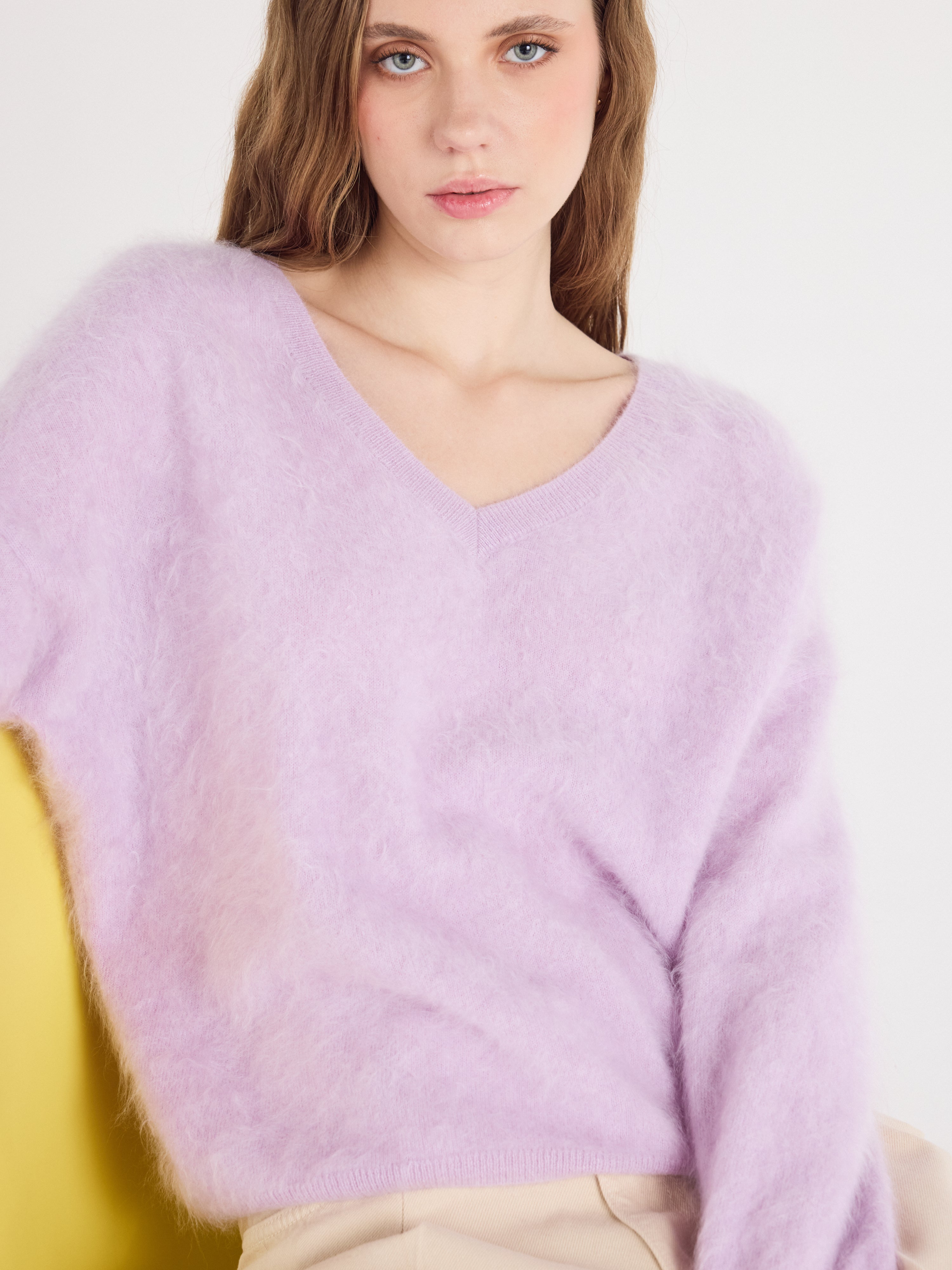 absolut-soeli-oversize-pullover-damen-v-ausschnitt-kaschmir-bross-flieder image 2