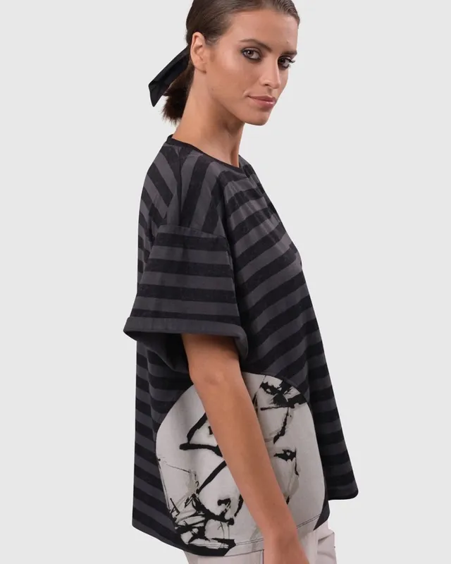 alembika-urban-stripe-boxy-tee-t-shirt-moon image 1